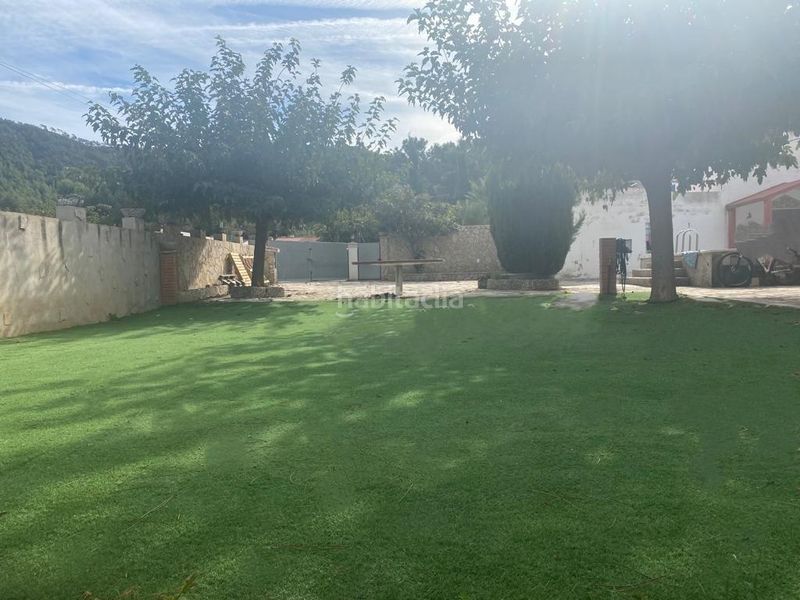 Foto 655932f3-8923-4ff8-8586-44303c2b6046. Xalet amb piscina a Pobla Tornesa (la)