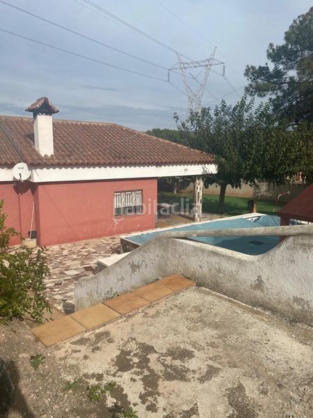 Foto 67ff8e28-cebd-42b6-88a4-75d8bd06f7ef. Xalet amb piscina a Pobla Tornesa (la)