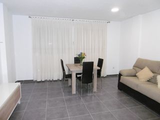 Pis a Vall d´Alba. Piso con garaje seminuevo