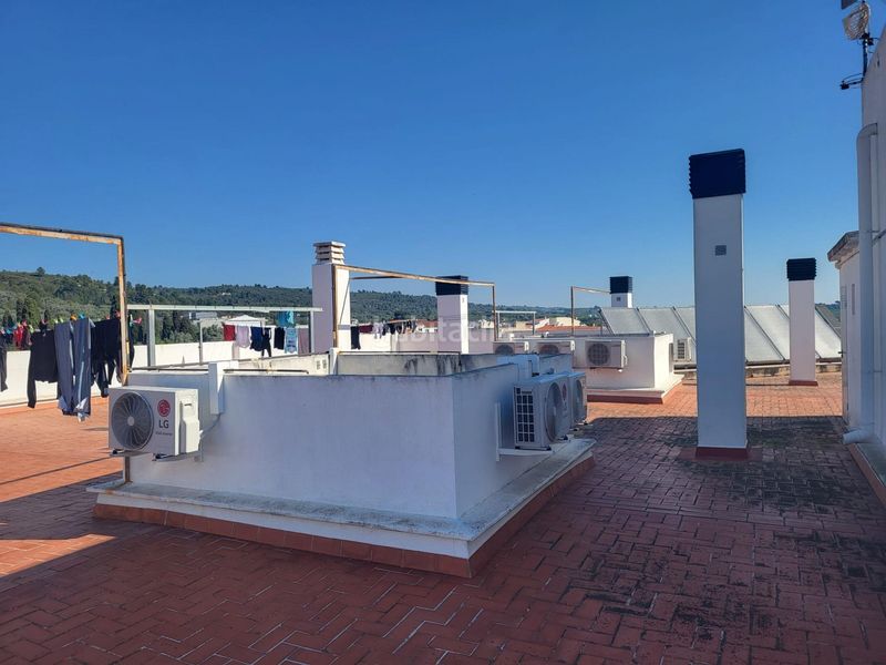 Foto 98f7a40a-26dd-407e-8803-7eea5d21bd91. Pis amb aparcament a Vall d´Alba