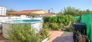 Lloguer Masia a Sant Joan de Moró. Casa con jardin, piscina desmontable, terrazas y parking