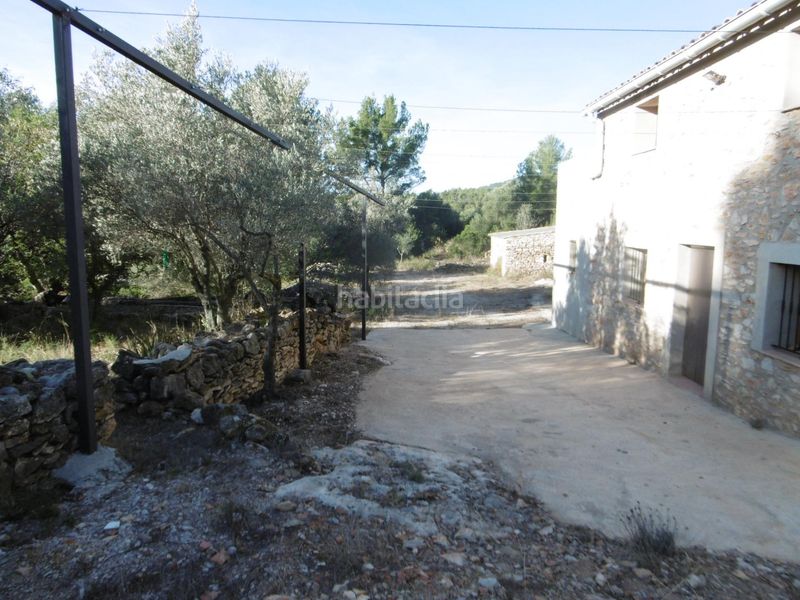 Foto c1229eab-bb3e-4e90-9da3-5cf21634a2bc. Masia a Sierra Engarcerán