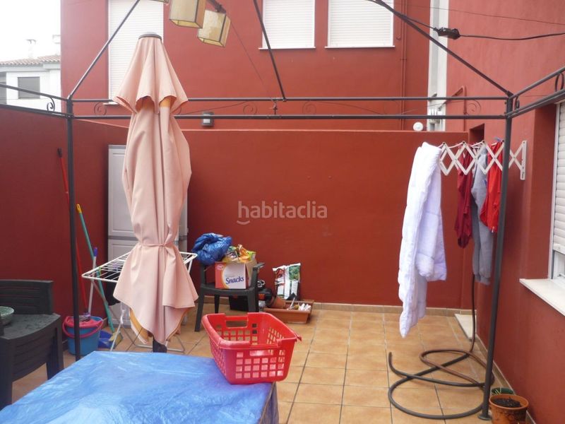 Foto a1e3780a-8e0a-41bc-bc63-ee438ceee1d5. Pis amb aparcament a Vall d´Alba