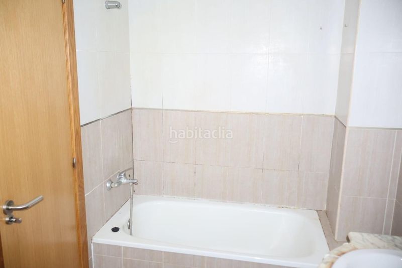 Foto f10a5896-8eab-4e46-b38e-f4afdf3c89f9. Pis amb aparcament a Vall d´Alba