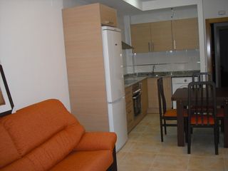 Miete Etagenwohnung in Vall d´Alba. Piso en alquiler amueblado