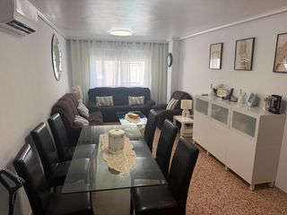 Flat in Centro. Piso reformado de 4 habitaciones