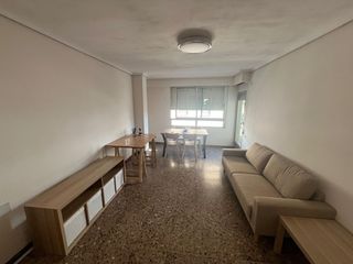 Lloguer Pis a Hospital - Plaza del Real. Piso alquiler para estudiantes