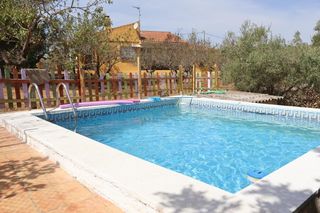 Bauernhof in Vall d´Alba. Chalet en venta con terreno y piscina en vall dalba