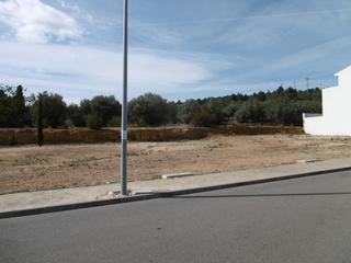 Terreny residencial a Vall d´Alba. Solar urbano en vall dalba