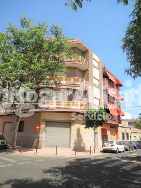 Foto ffa69d8e-3206-408e-80cd-89e5c7cf5e56. Piso hazlo a tu gusto con garaje y terraza en Norte Sant Vicent del Raspeig