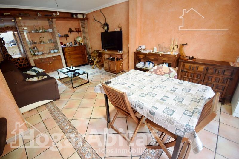 Foto 3740b75a-5d53-4d18-b54e-6f7b692104bb. Chalet impresionante chalet con terraza, garaje y barbacoa en Vall d´Uixó (la)