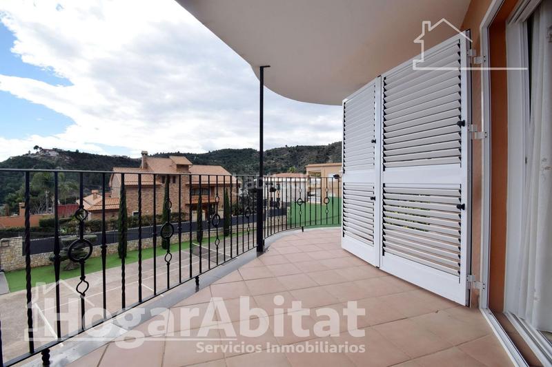 Foto 53bcdbe2-2d00-4318-9128-4a64607a768c. Chalet impresionante chalet con terraza, garaje y barbacoa en Vall d´Uixó (la)