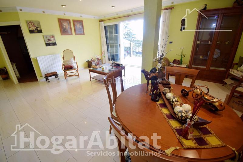 Foto bc2ce90a-7a9e-48b8-9833-ff79e9c96638. Chalet impresionante chalet con terraza, garaje y barbacoa en Vall d´Uixó (la)