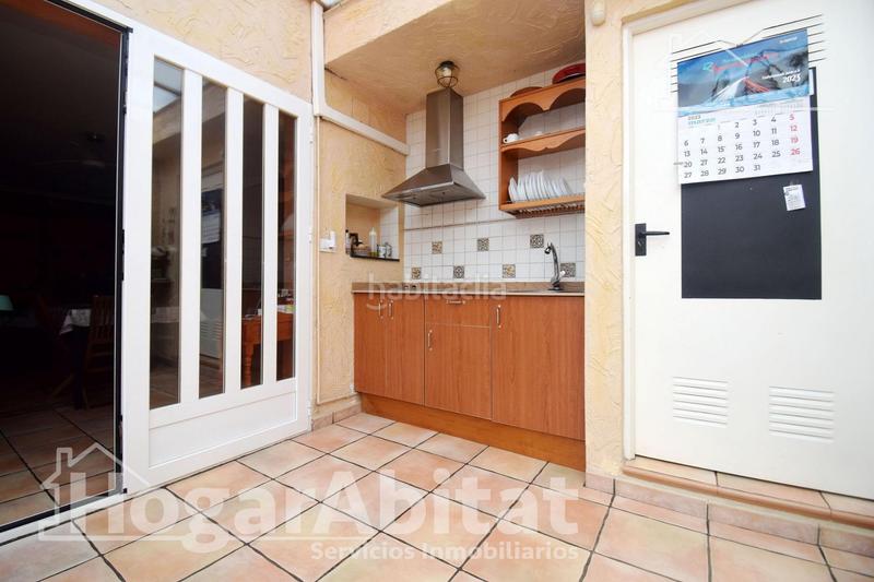 Foto e8e81f15-45af-4946-bb7a-3f7d3ff110dc. Chalet impresionante chalet con terraza, garaje y barbacoa en Vall d´Uixó (la)