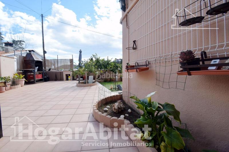 Foto ee4fc44c-98ba-4cc5-a723-bf628f1e4a19. Chalet impresionante chalet con terraza, garaje y barbacoa en Vall d´Uixó (la)