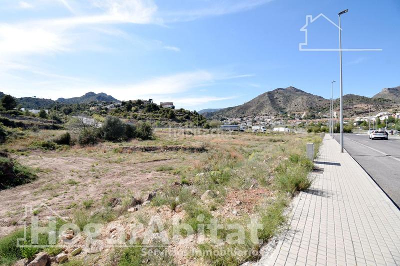 Foto 01c0f585-5582-49fa-bdc3-8433e8589a1c. Terreno residenziale in Vall d´Uixó (la)