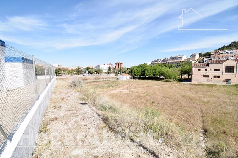 Foto b41d4a8d-5cf3-42b0-b9b4-3cacec1a9bed. Terreno residenziale in Vall d´Uixó (la)