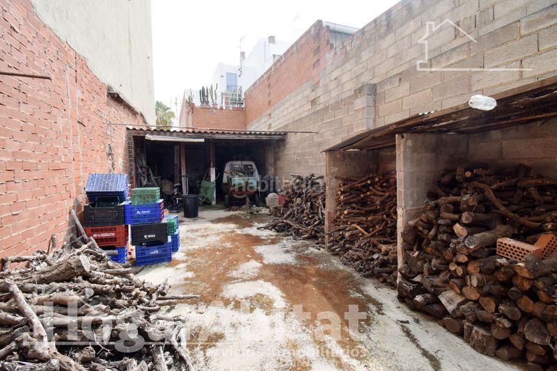 Foto baa3efce-fc06-45a7-becd-51df37c60840. Terreny residencial a Nules