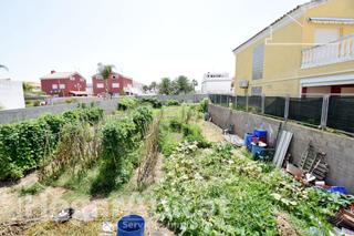 Terreny residencial a La Torre-Playa de Chilches. Amplio terreno para construir la casa de tus sueños cerca del ma