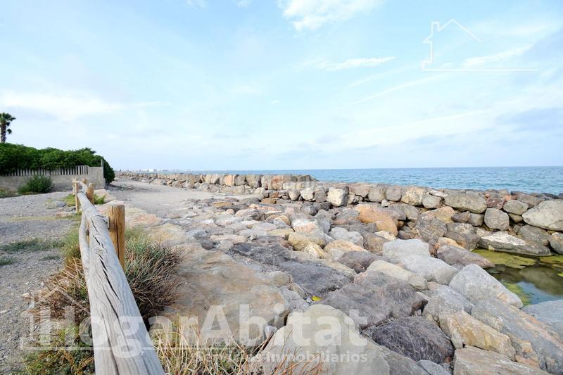 Foto 28d8f7dd-7290-49fd-b631-72ad464ff698. Terreno residenziale in Playa Burriana
