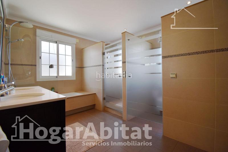 Foto b9684e90-8139-468e-8e3c-dacf45e7ca97. Chalet con riscaldamento parcheggio piscina in Daimús