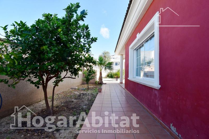 Foto fdc33a08-d3e2-4c34-a2a8-7a8f16f87653. Chalet con riscaldamento parcheggio piscina in Daimús