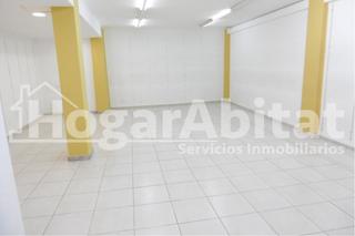 Geschäftsraum  Calle enmedio. Bajo comercial de 3 alturas en pleno centro de castellón