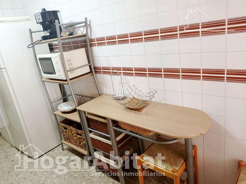 Foto 170b9c9d-66a1-41d0-af63-dcf169aa52a0. Piso amplio con balcón y ascensor en El Carril - Paseo de Chapi Villena