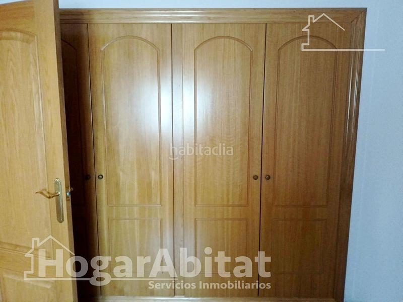 Foto aa03baee-8e72-4d3b-aa5d-76d7299d1a22. Piso amplio con balcón y ascensor en El Carril - Paseo de Chapi Villena