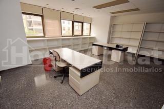 Büro  Avenida rey don jaime. Despacho con 3 estancias cerca del parque ribalta
