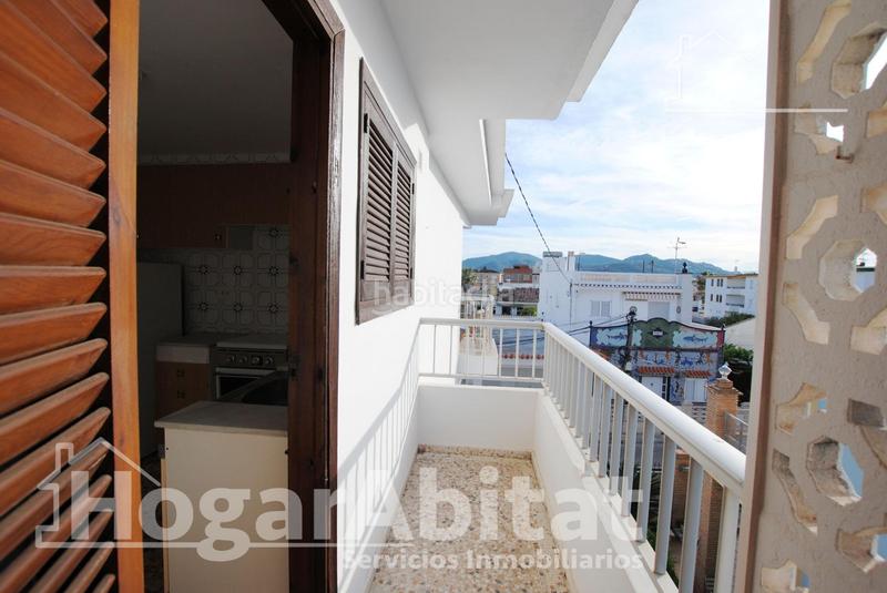Foto 708657a8-96e4-42b9-9624-3bb5f1404cc5. Piso muy cerca de la playa ! acogedor exterior con dos terrazas y trastero en Oliva