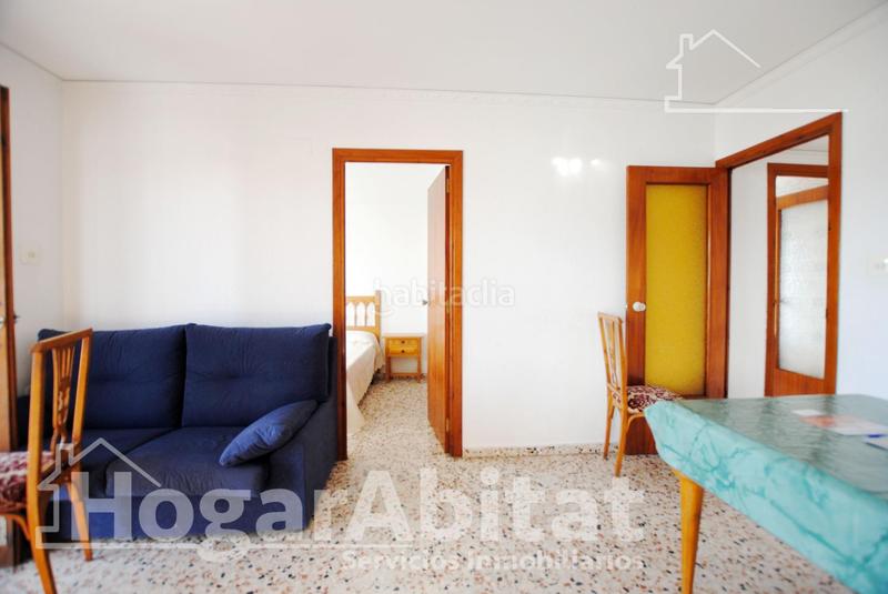Foto bbf8abb3-c3ce-42d3-969c-84f121b1a01e. Piso muy cerca de la playa ! acogedor exterior con dos terrazas y trastero en Oliva