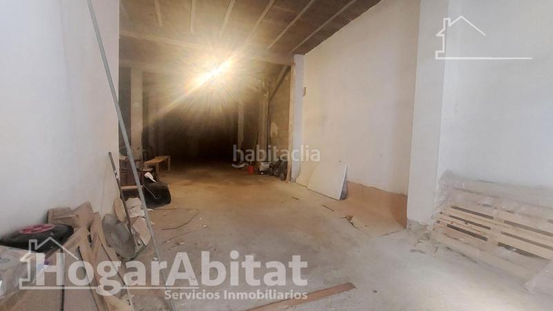 Foto 5c8e6dad-6001-43ad-b074-bf141219a2d3. Local comercial a Oliva pueblo Oliva