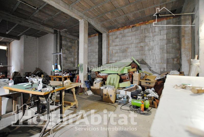 Foto b6295c42-58b0-4cff-93c3-aa07c16bc88c. Local comercial a Oliva pueblo Oliva