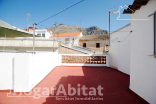 Maison à Tavernes de la Valldigna. Gran oportunidad! casa de pueblo con patio, terraza y trastero