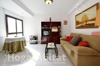 Etagenwohnung  Avenida valencia. Amplio y exterior con garaje y balcón
