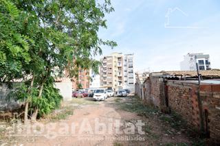 Wohngrundstück in Vall d´Uixó (la). Amplio terreno urbano para hacer la casa de tus sueños