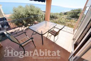 Chalet à Playa de la Concha. Chalet con piscina, 3 terrazas, garaje y parcela con preciosas v