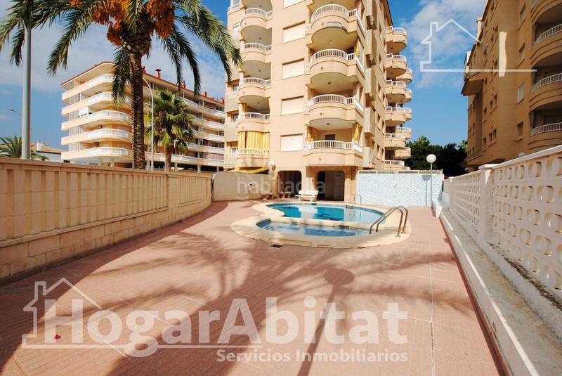 Foto 5c8f4423-1d5c-4709-946c-493df8150d8d. Piso segunda línea de playa! exterior con piscina, garaje y terraza en Daimús
