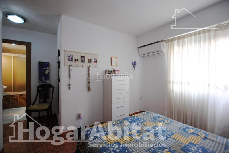 Foto 67612eba-66a2-46d0-a74c-486fdb2f3502. Piso segunda línea de playa! exterior con piscina, garaje y terraza en Daimús