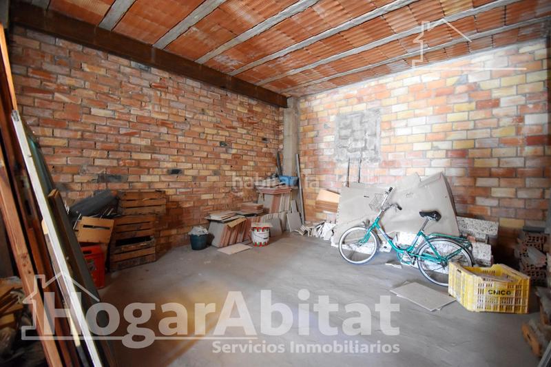 Foto 5943cc3a-b94d-4955-af80-51a3c2996a07. Edifici a Benifairó de la Valldigna