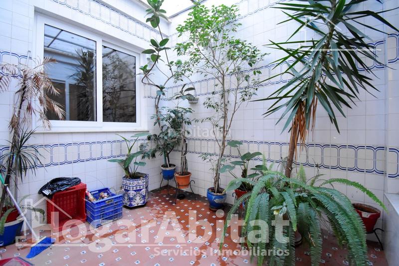 Foto 6a0929ac-24ba-4947-ab13-0cd094606e01. Edifici a Benifairó de la Valldigna