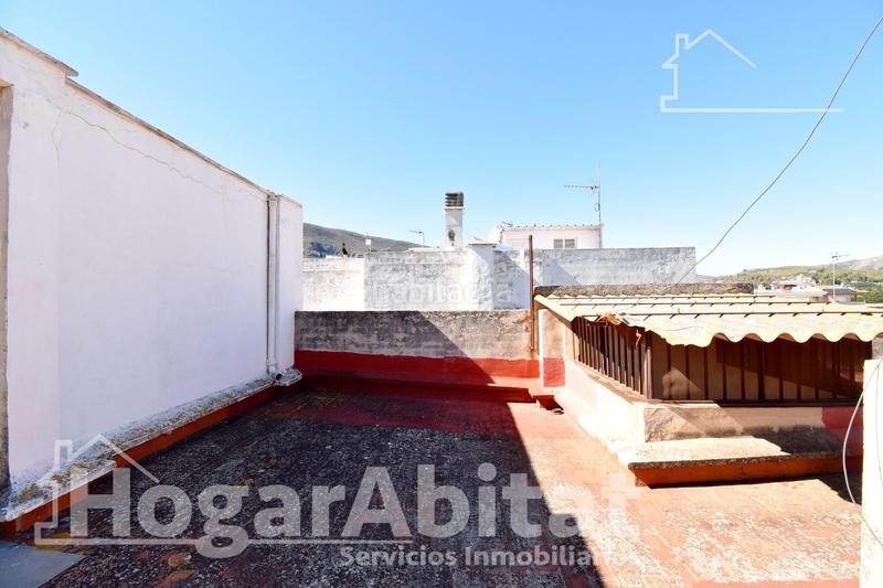 Foto b330b716-93b3-4db6-a36e-d112da5825a1. Edifici a Benifairó de la Valldigna