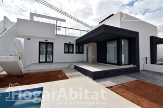 Chalet  Calle barranquets. Espectacular villa! a estrenar con piscina privada, terraza y ga