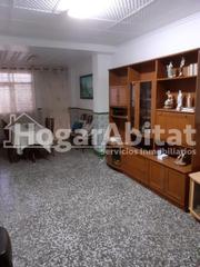 Casa  Avenida corts valencianes. De 2 alturas con 2 terrazas cerca del ayuntamiento