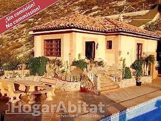 Xalet a Berja. Espectacular chalet con piscina, garaje  y 2 terrazas