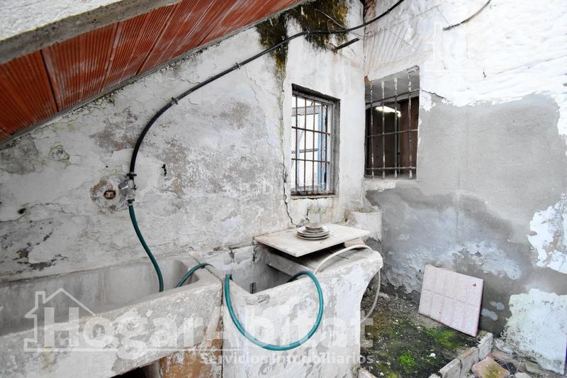 Foto ac66855b-5e33-4e16-9a25-b8c204d366c6. Casa amplia casa para hacer el hogar de tus sueños en Favara