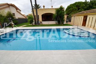 Xalet  Calle mar cantàbric. Impresionante chalet junto al mar