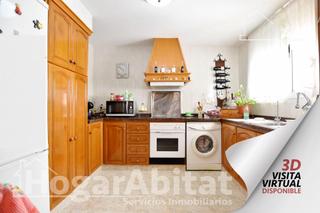 Pis  Calle sant josep. Amplio con terraza y trastero junto al ayuntamiento