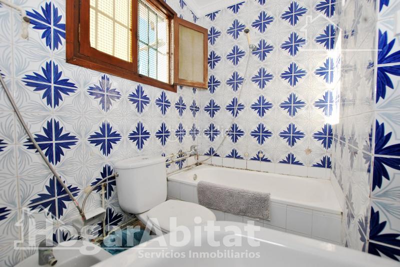 Foto 5b0176fa-38ac-449d-93d8-48a421150bc5. Piso exterior y acogedor en el centro en Centro Urbano Dénia